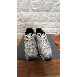 New Balance Infant IZ740NW Silver Metalic‎